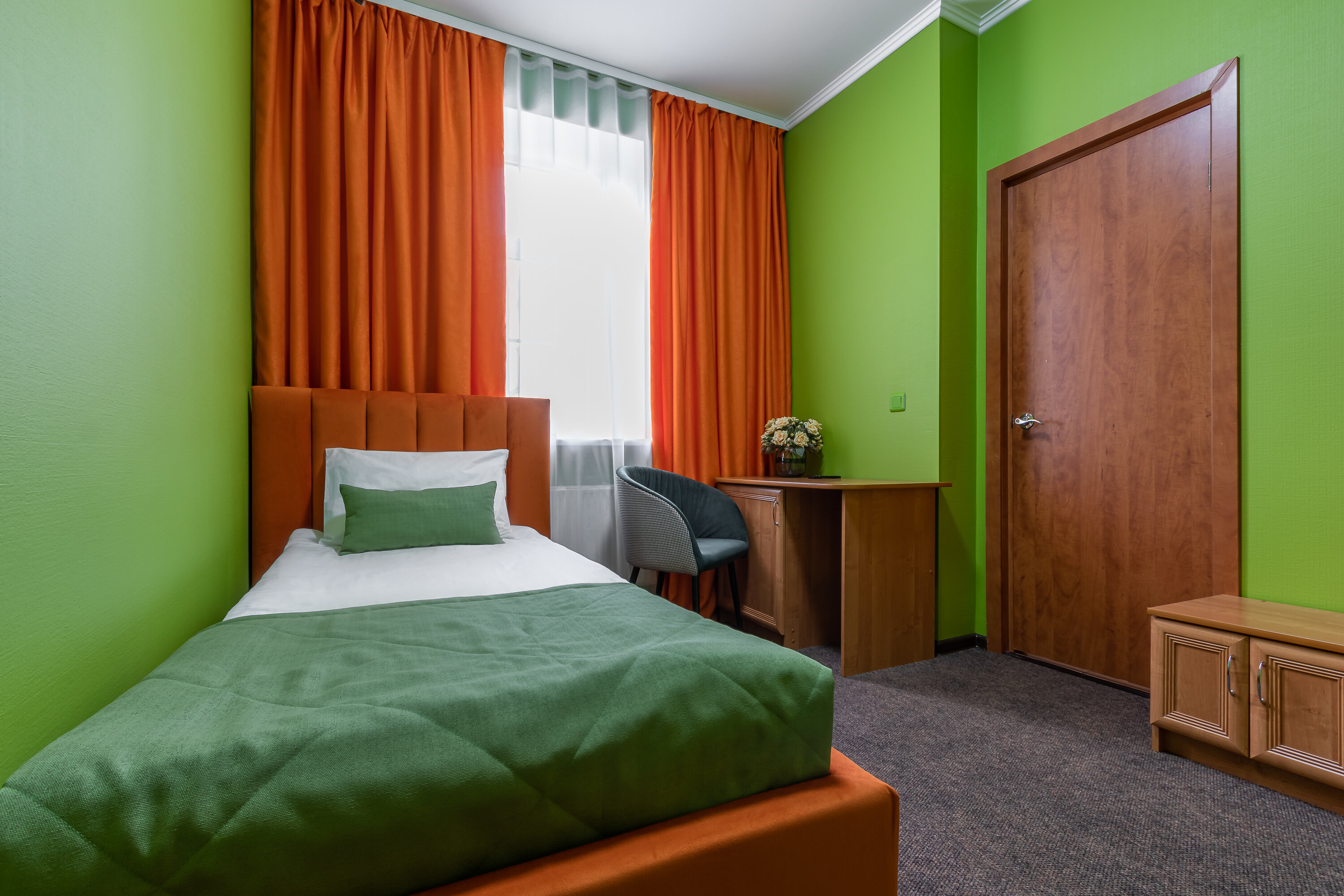 Фото отеля 2