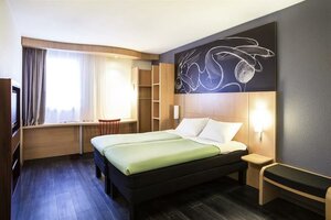 Ibis Paris Meudon Velizy (Route du Colonel Marcel Moraine, 7), hotel