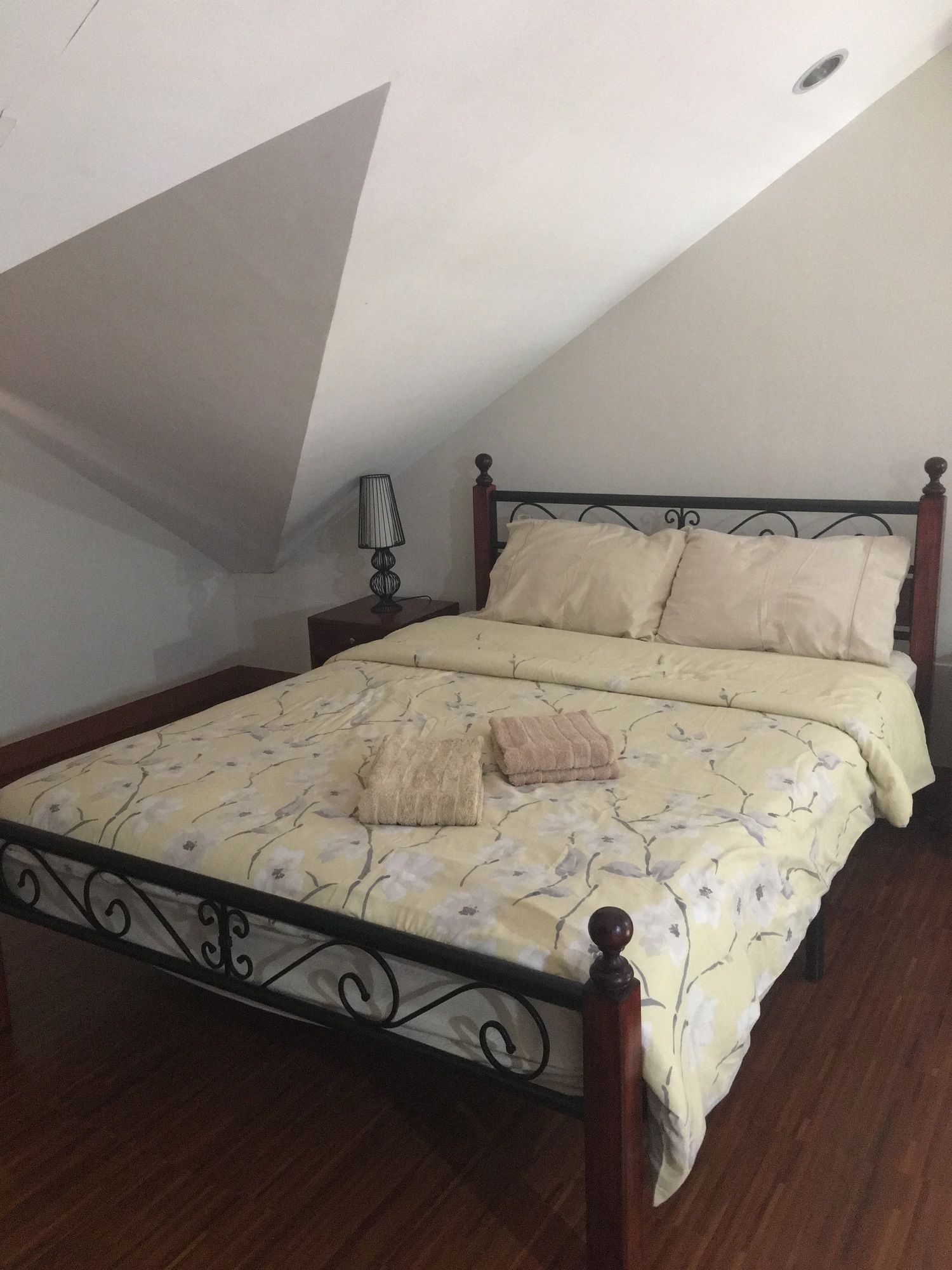 Фото Pal-Watson Apartments