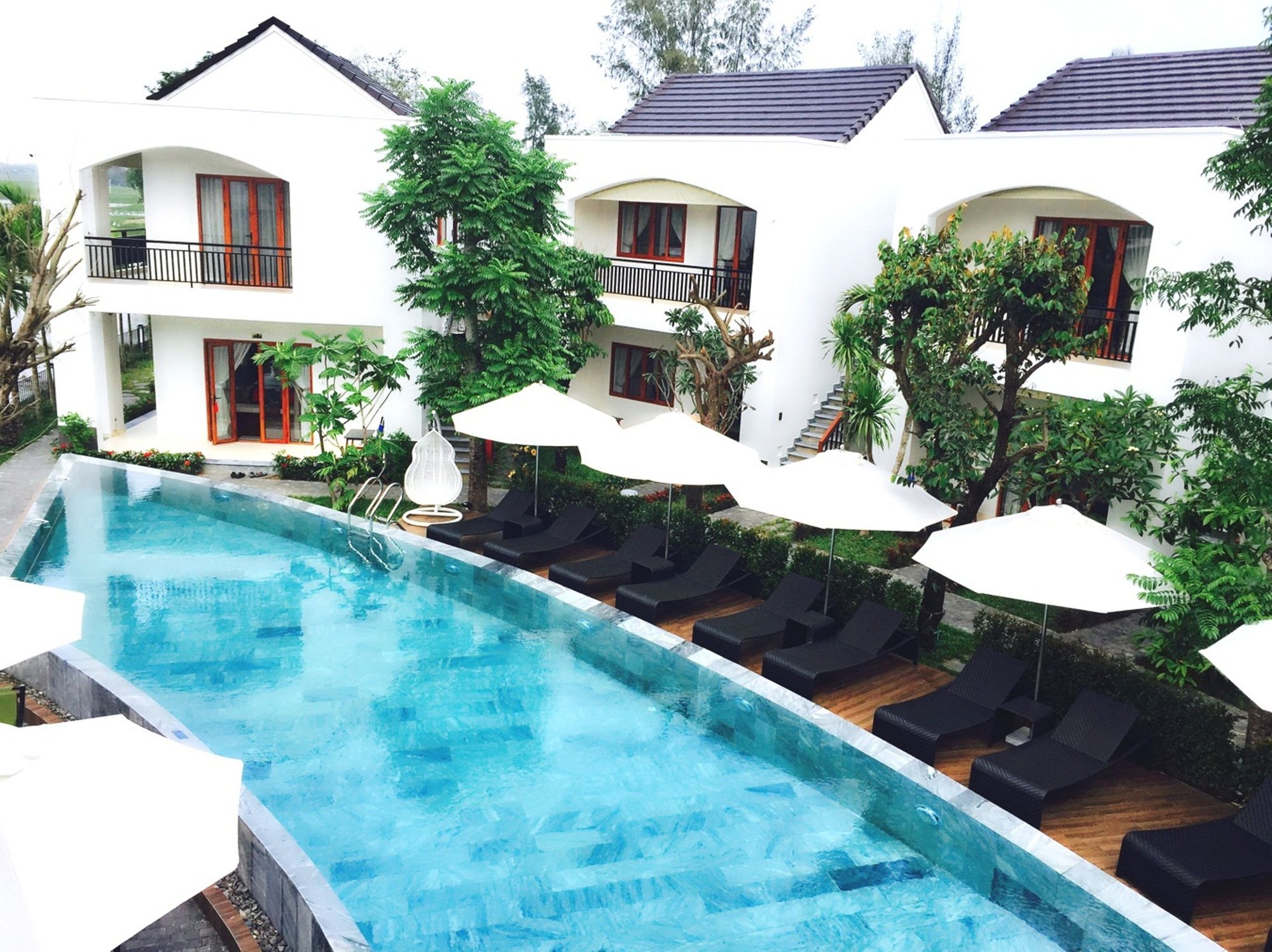 Фото Azumi Villa Hotel