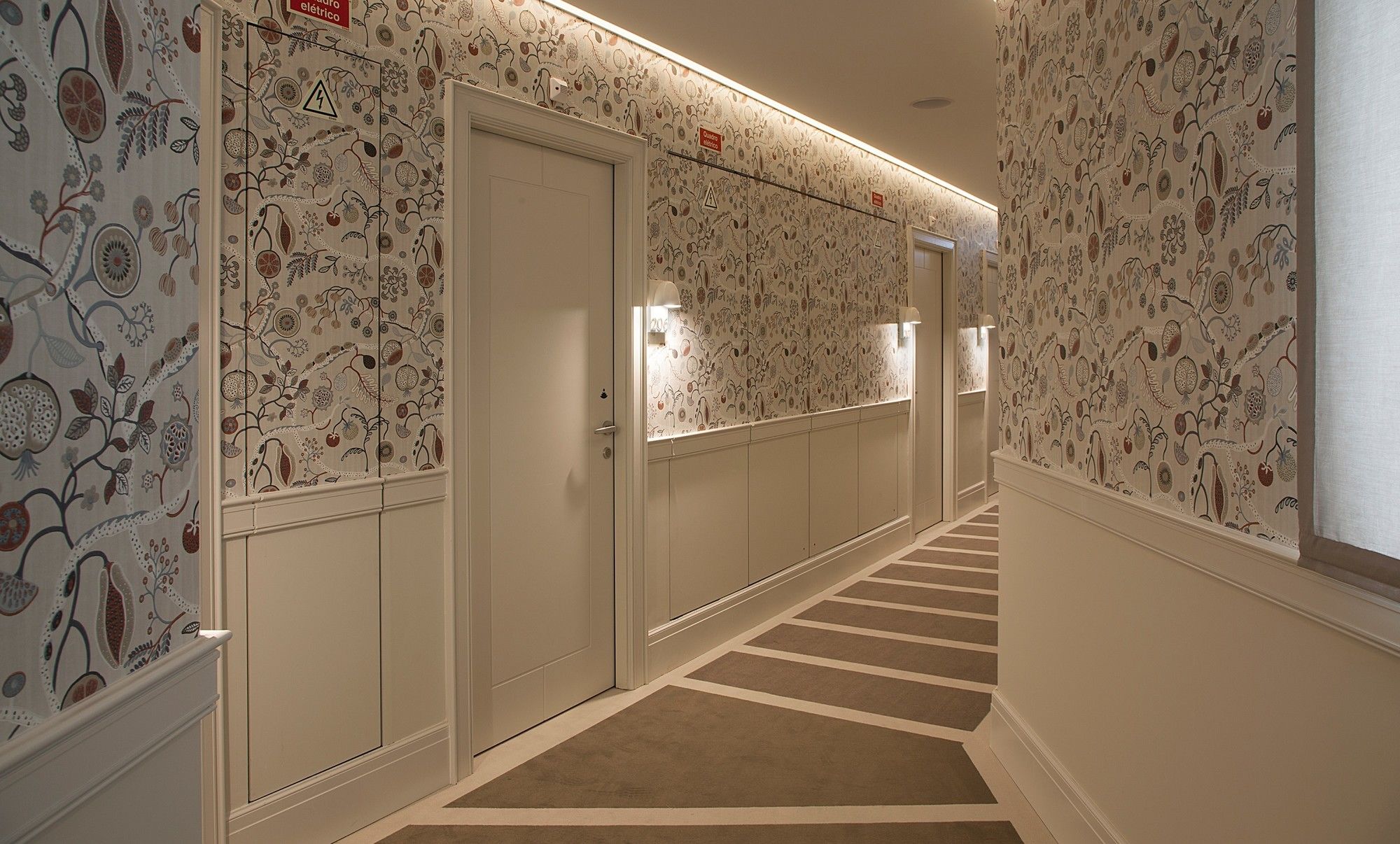 Фото Corpo Santo Lisbon Historical Hotel