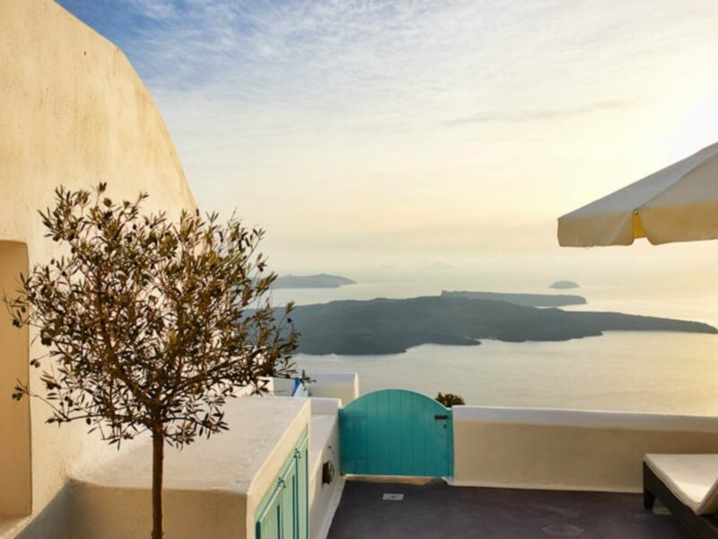 Фото Dreams Luxury Suites