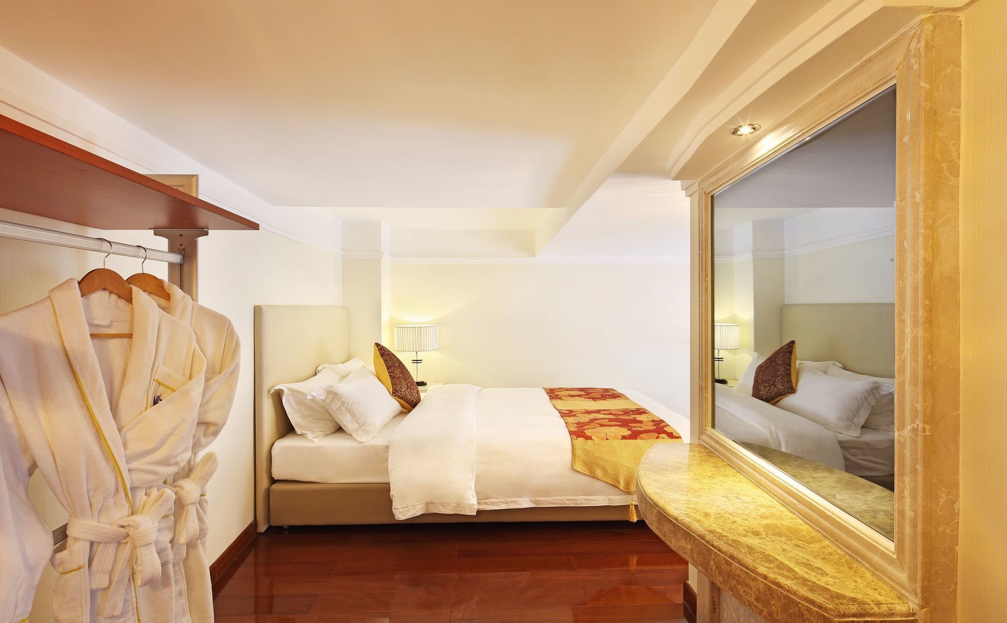 Фото South North International Apartment Kam Rueng Plaz