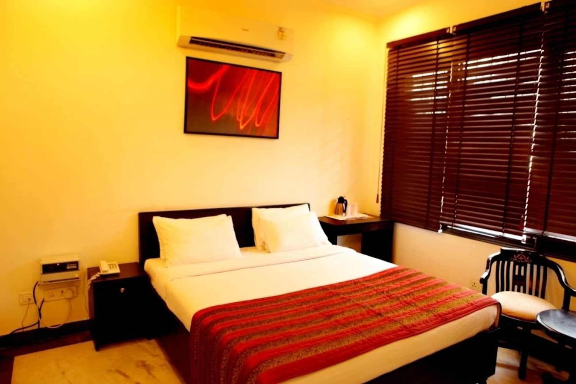 Фото Hollyhocks Residency