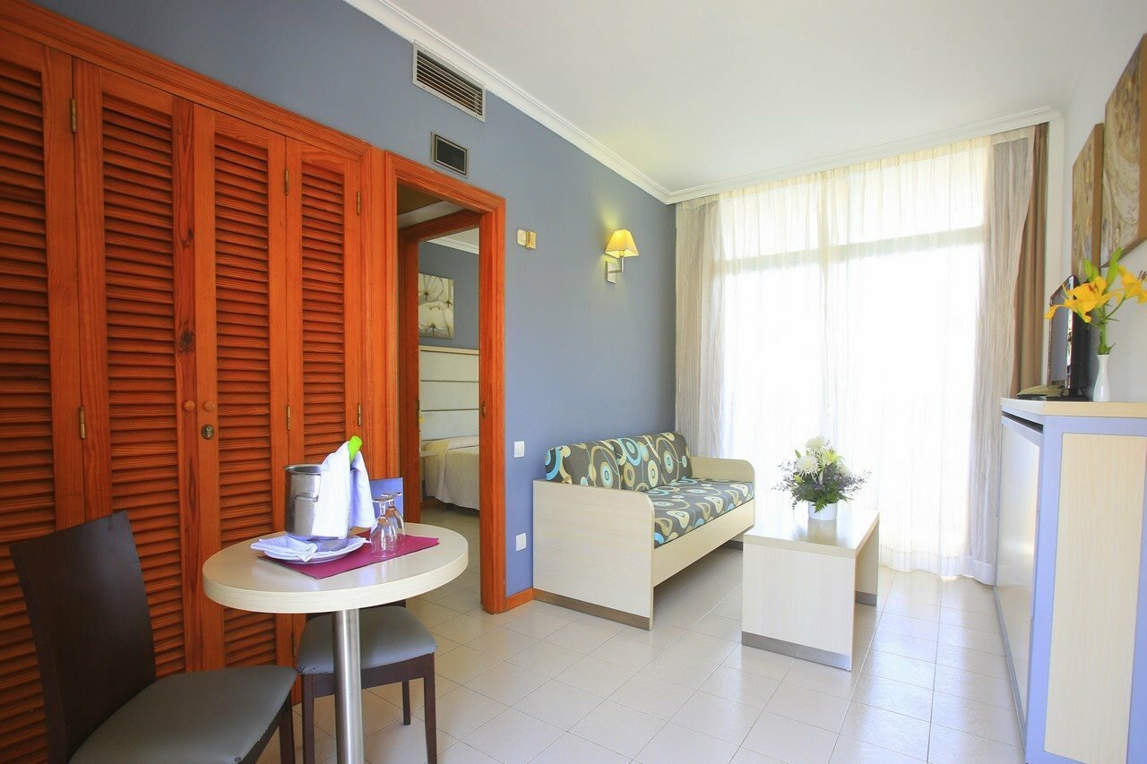 Фото Hovima Suites Costa Adeje