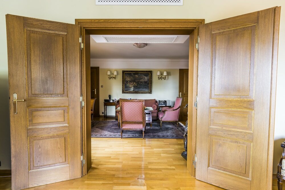 Фото Golden Well Hotel