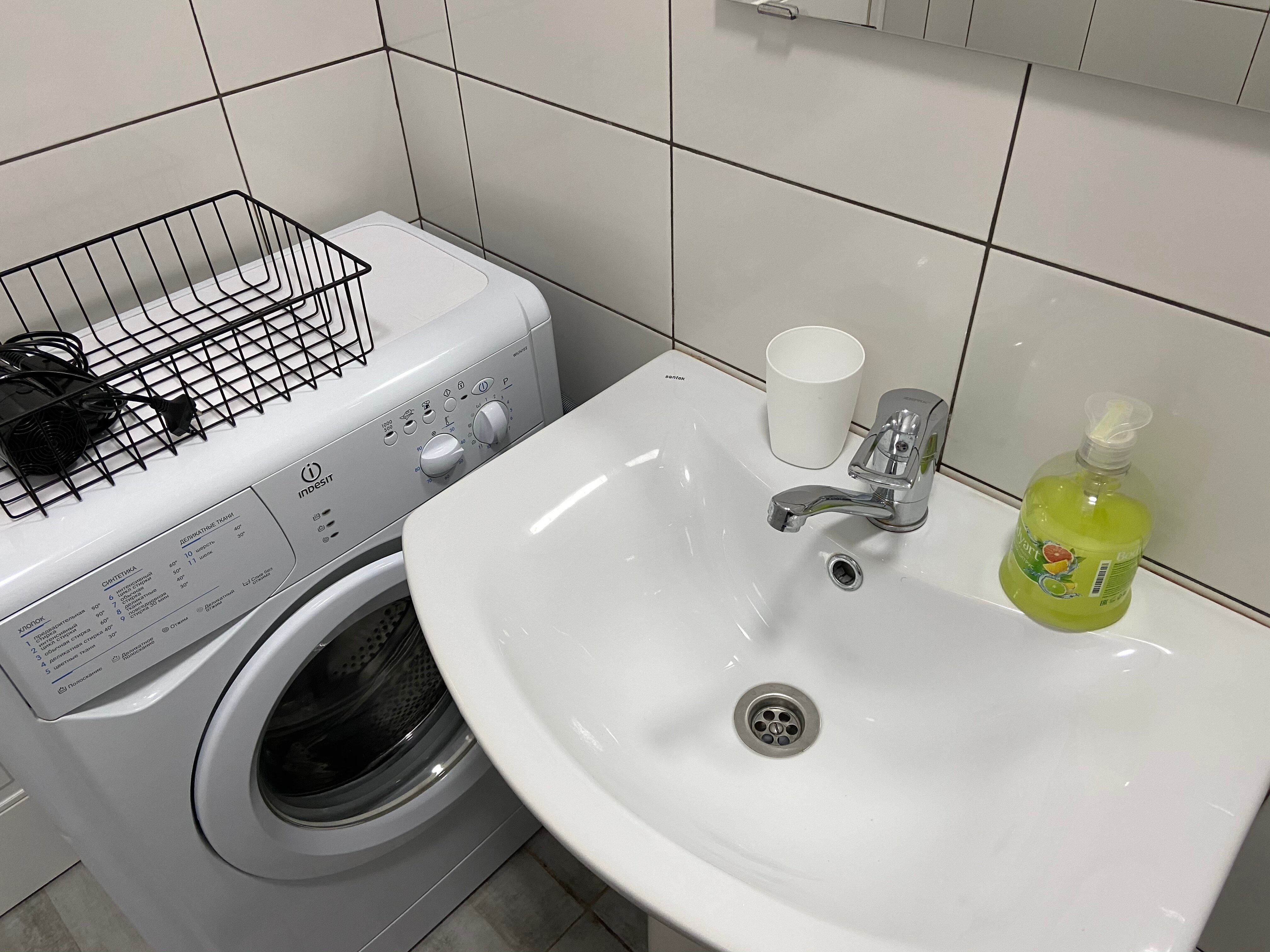 Фото Уютная студия с качелями в Приморском районе