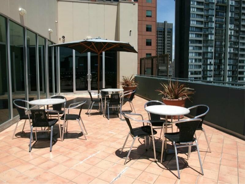 Фото Yehs Hotel Melbourne Cbd