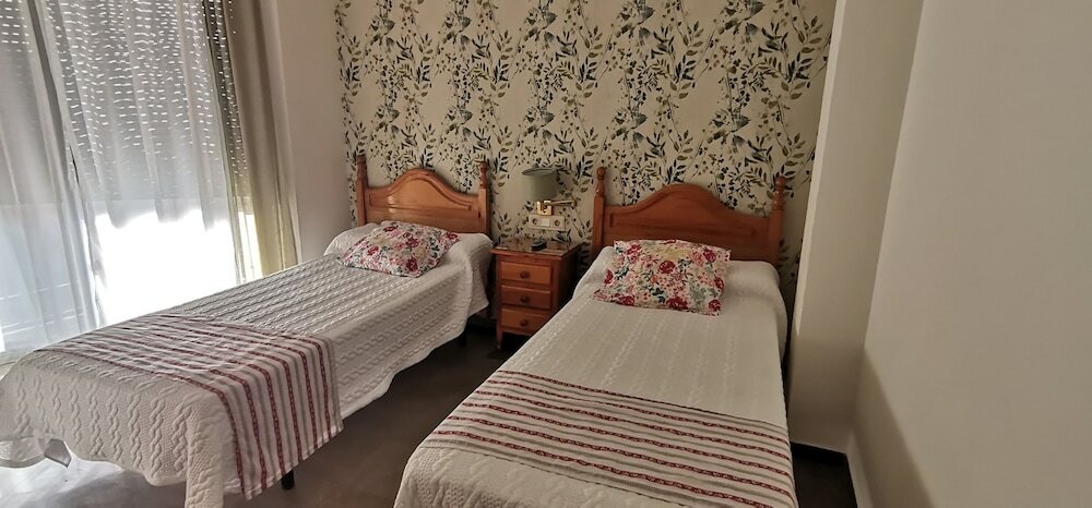 Фото Hotel Corona de Atarfe