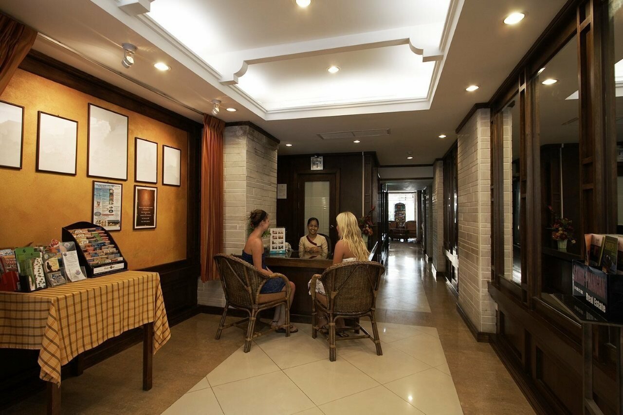 Фото Nora Lakeview Hotel