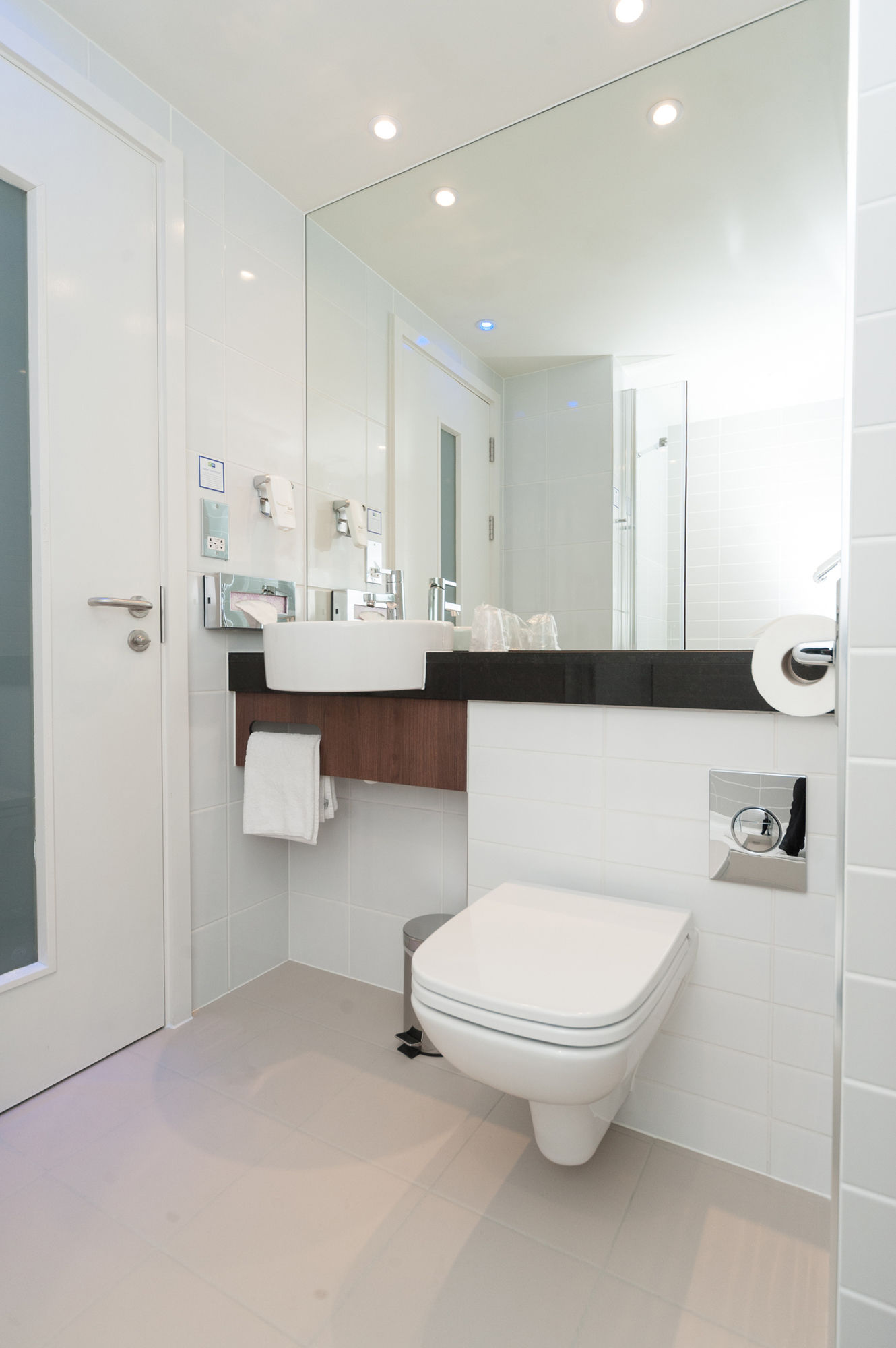 Фото Holiday Inn Express Aberdeen Airport, an Ihg Hotel