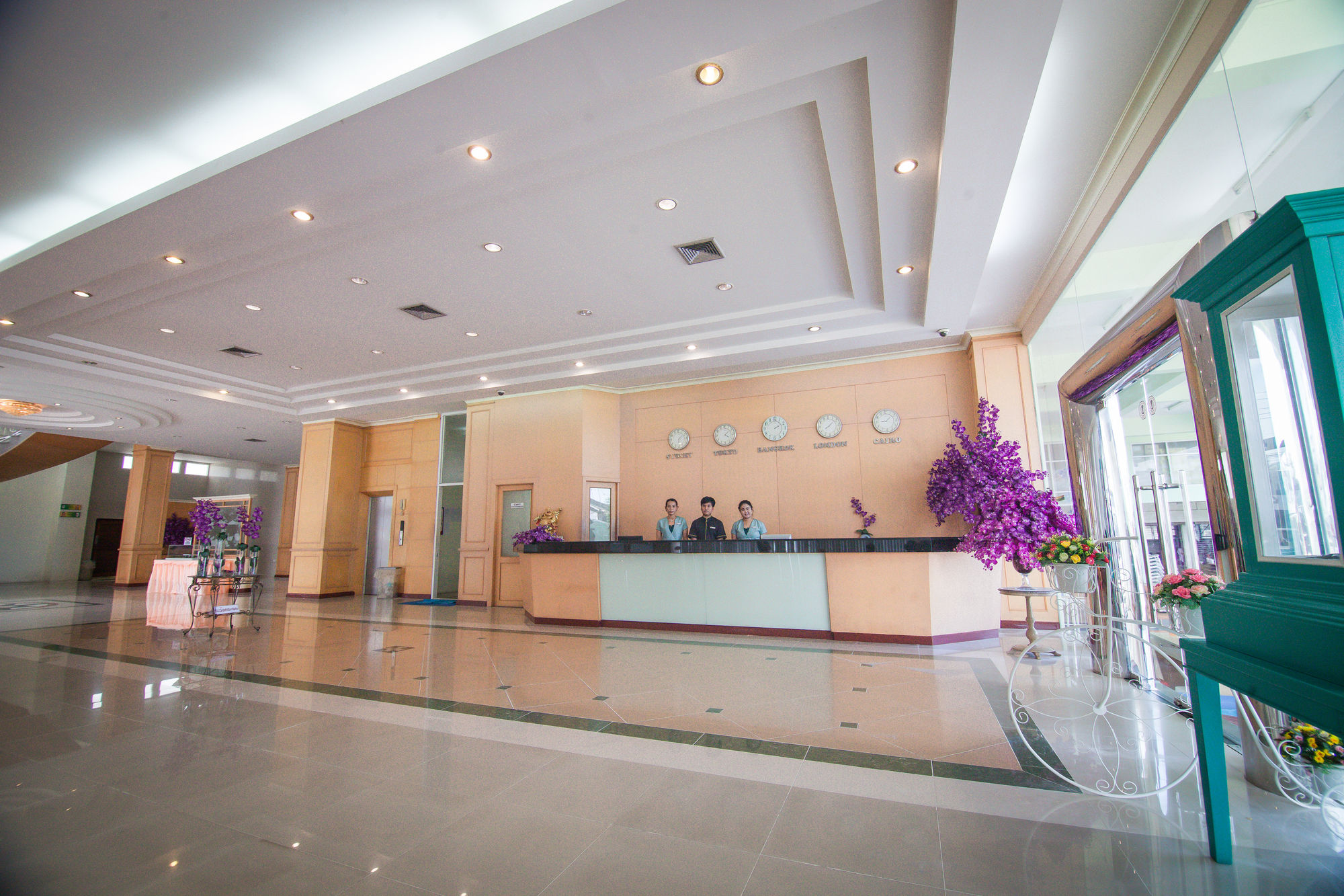 Фото Morakot Hotel Chumphon