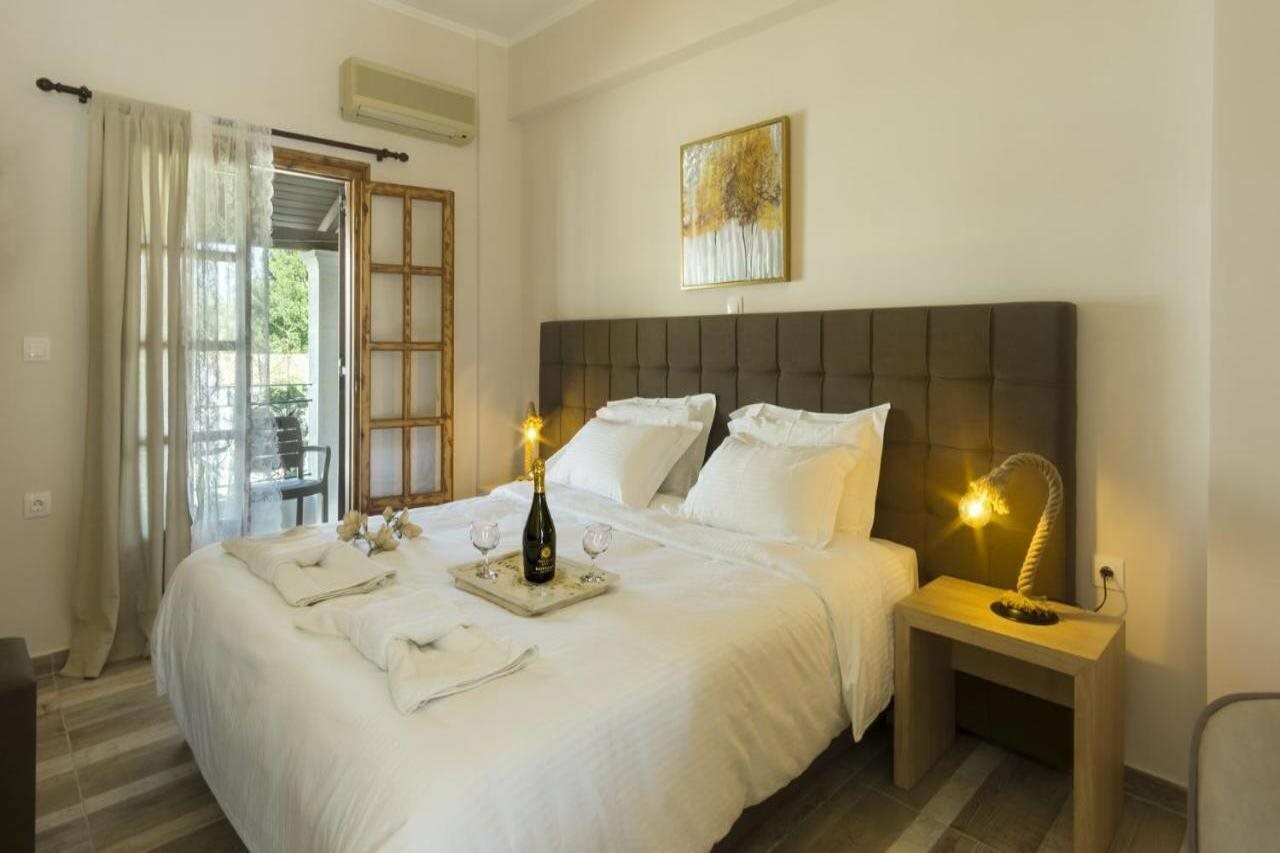 Фото Goudelis Apartments