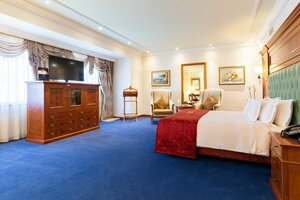 Swiss Diamond Hotel Prishtina (Pristina, ulitsa Nine Tereze), hotel