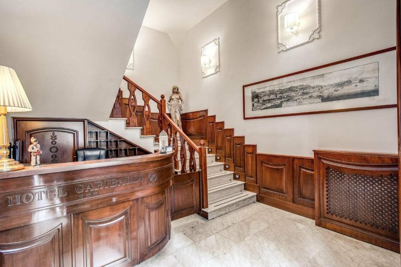 Фото Hotel Garibaldi Naples