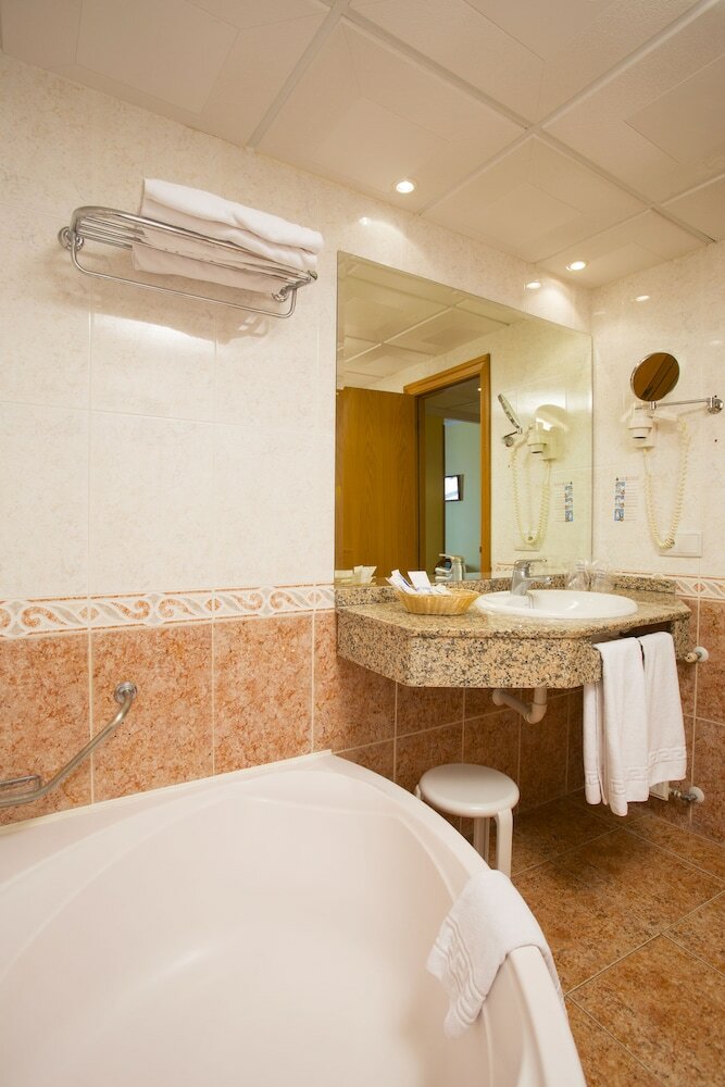 Фото Hotel Benidorm East by Pierre & Vacances