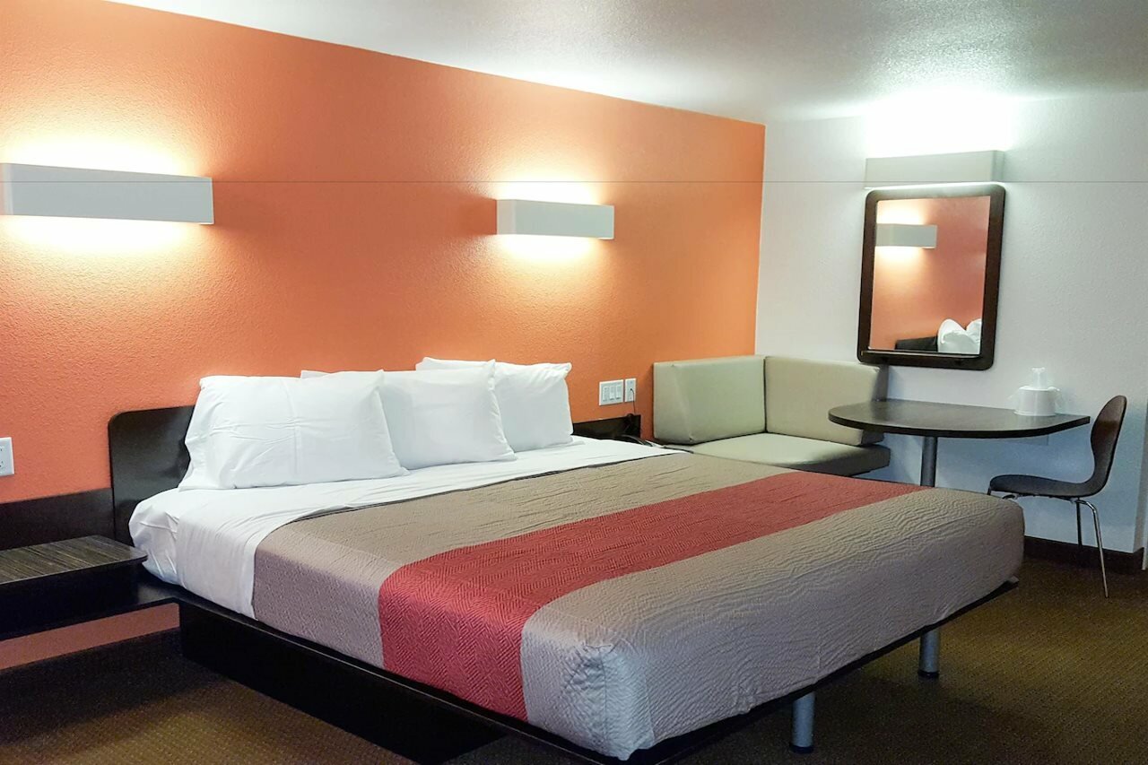 Фото Motel 6 Erie, Pa