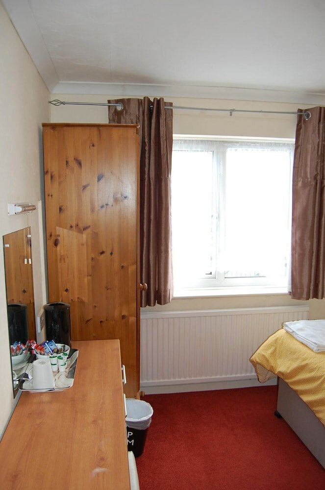 Фото Weatherbury Hotel