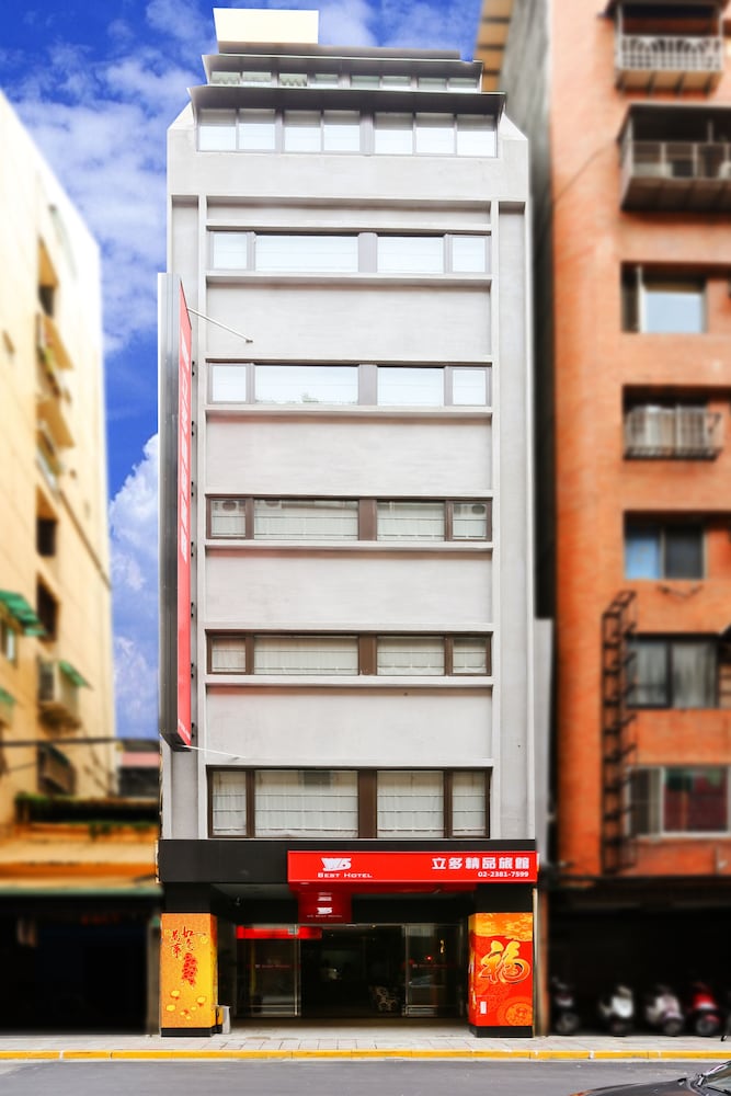 Фото отеля 2