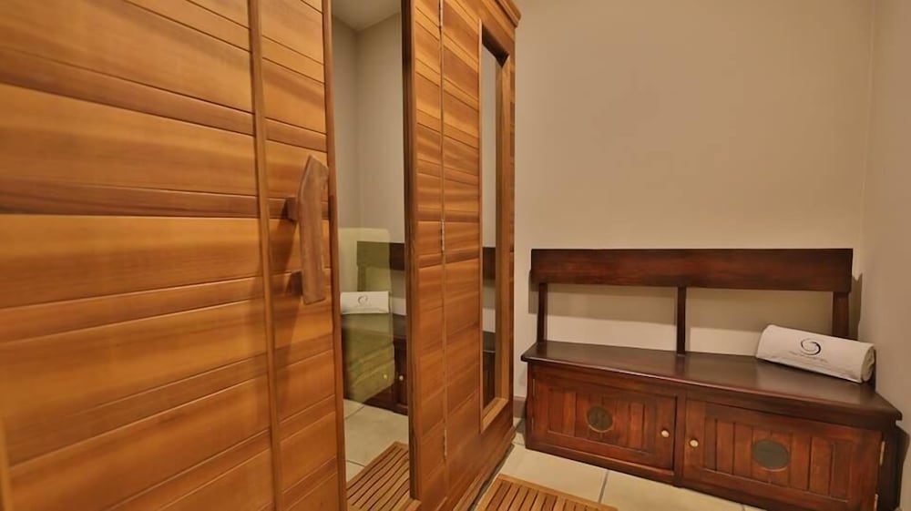 Фото Tana Hôtel