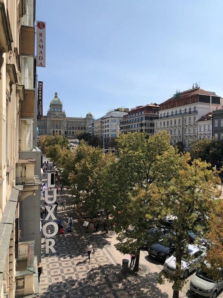 Фото Apartments 39 Wenceslas Square