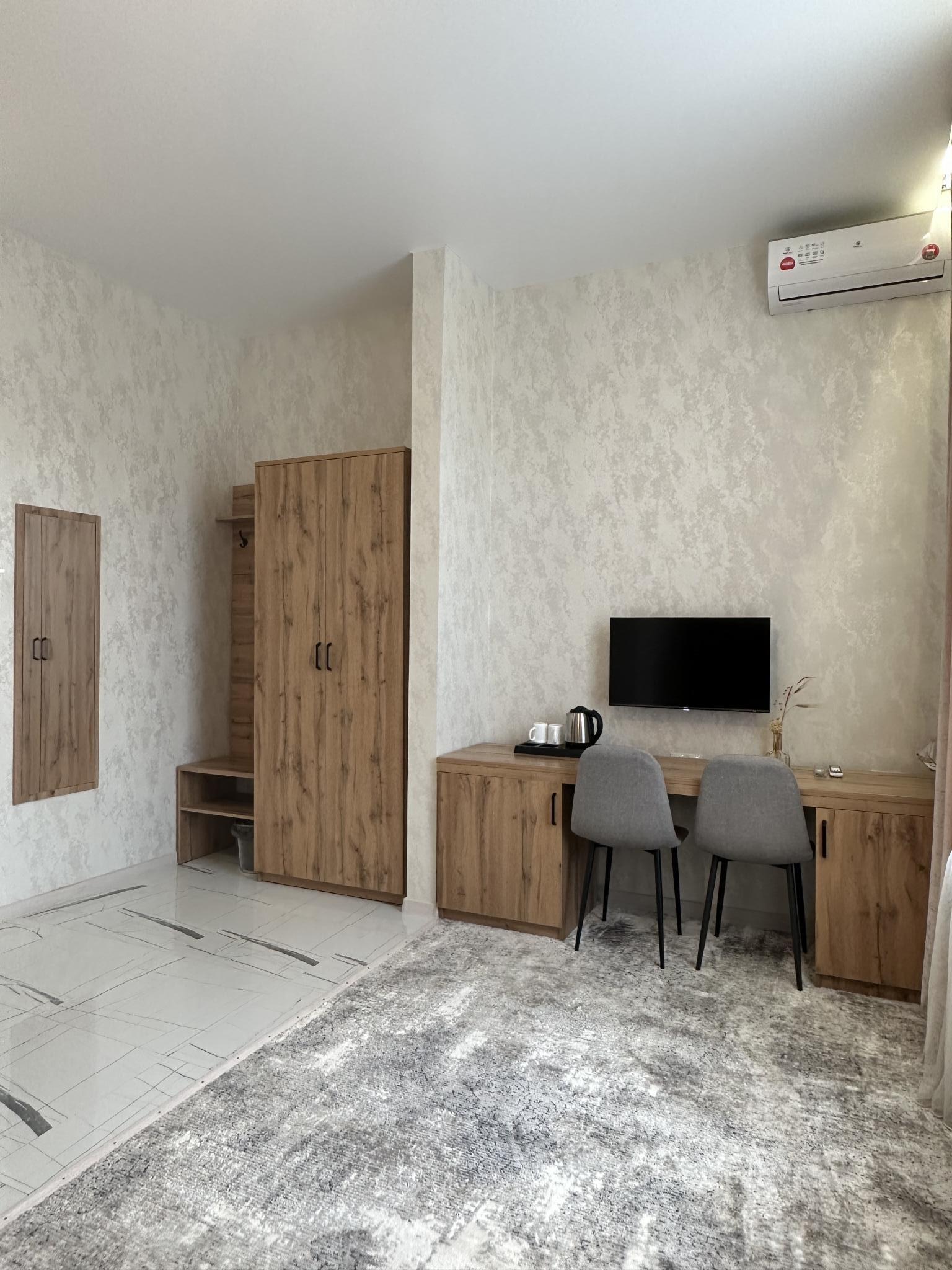 Фото Платан