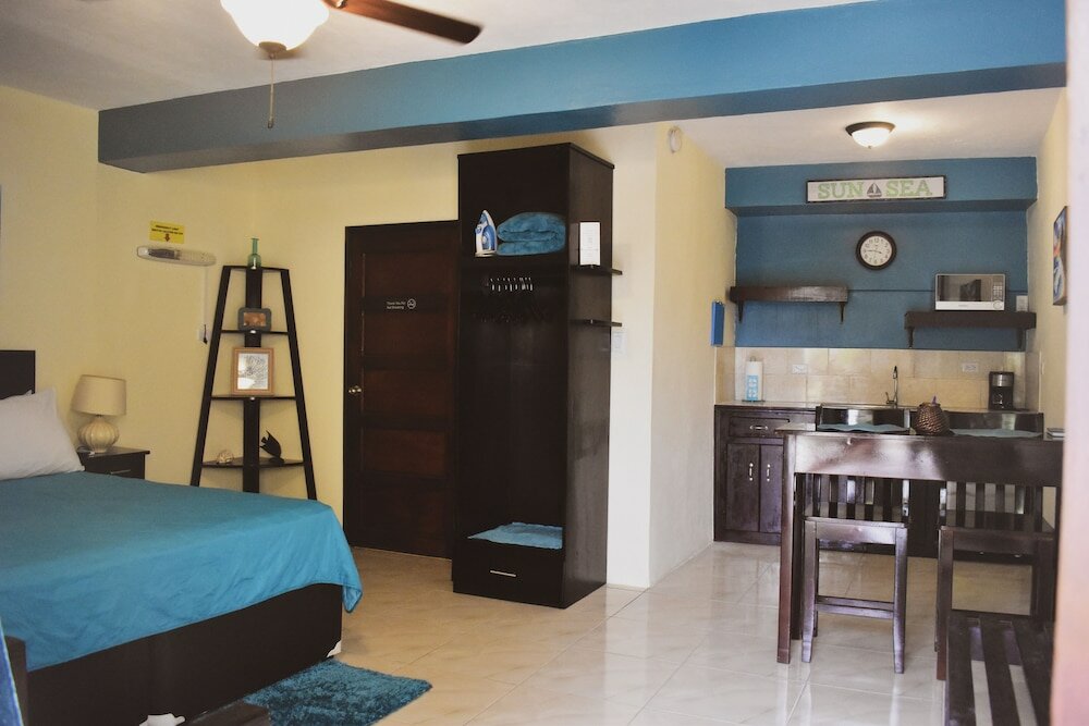 Фото Sir Angel's Guesthouse