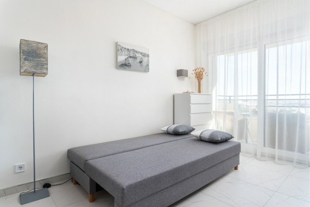 Фото Jardim Cozy Apartment with 2 swimming pools near the Old Town