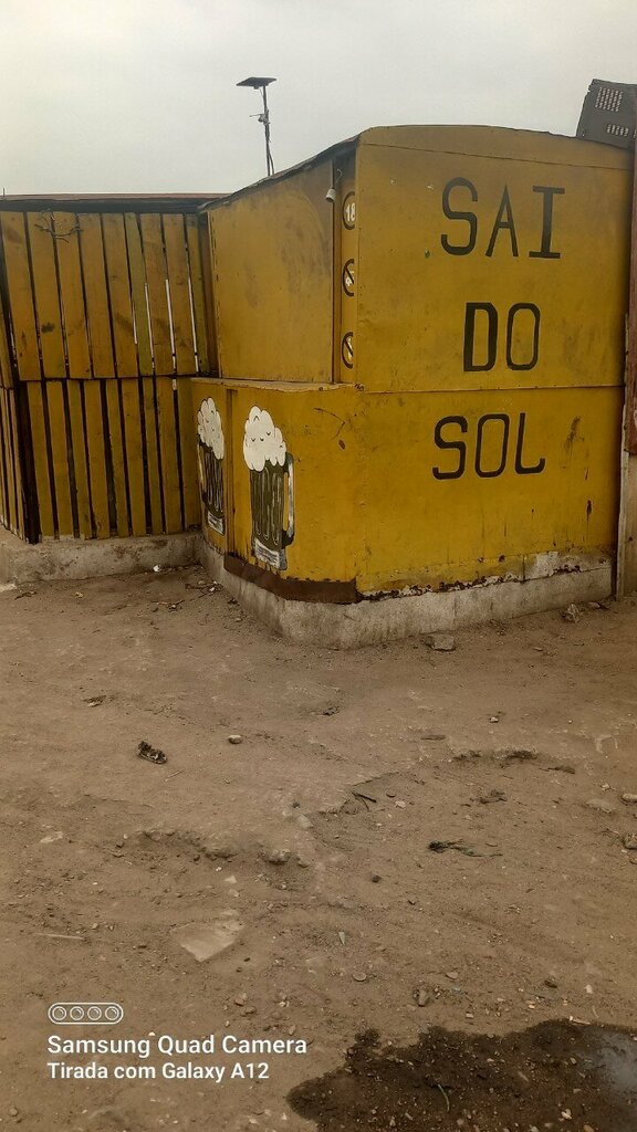 Bar, pub Sai do Sol, Loanda, photo