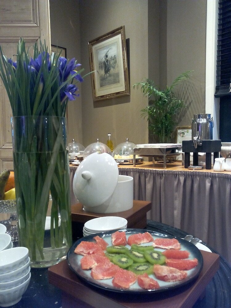 Фото Hotel Vendome, Bw Signature Collection