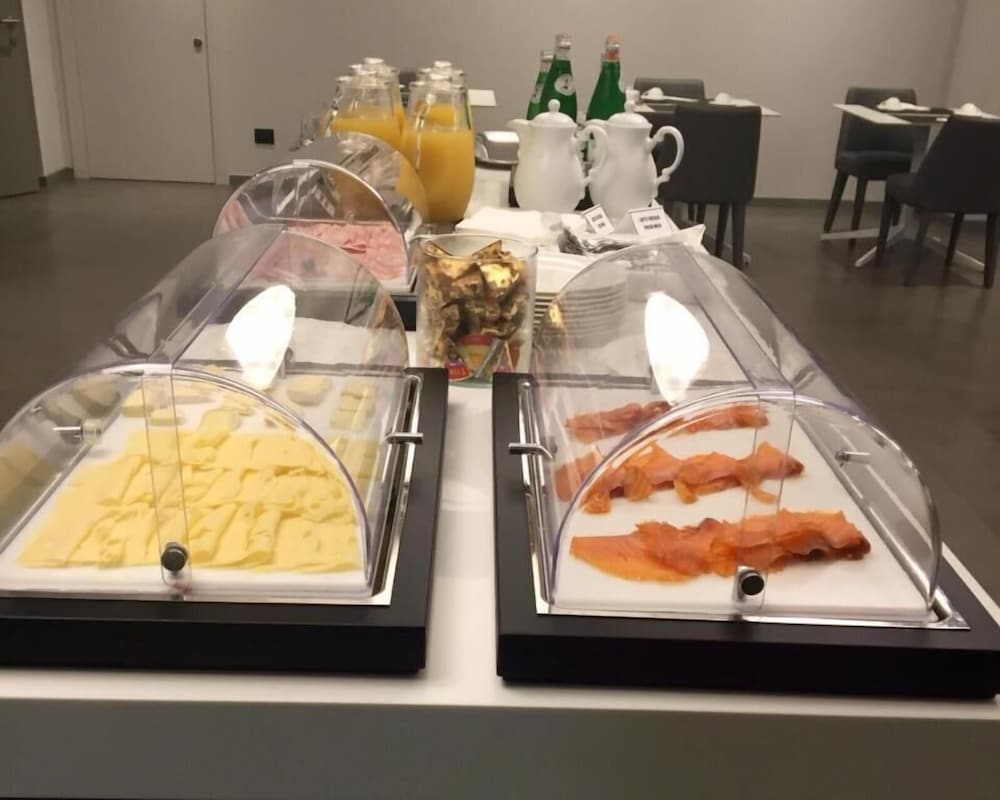 Фото Link124 Hotel