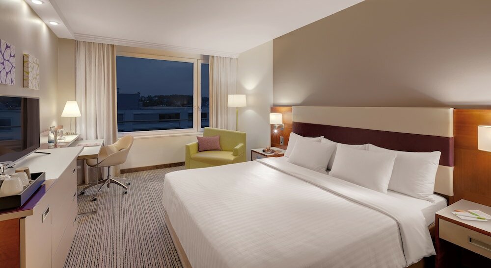 Фото Courtyard by Marriott Zurich North