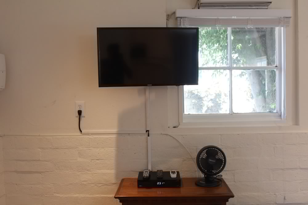 Фото Jewel West La Santa Monica