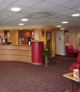 Hôtel ibis Laon (Hauts-de-France, Aisne, Laon, Avenue Georges Pompidou), hotel