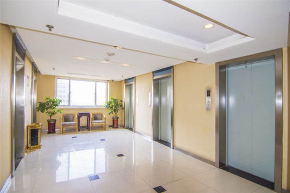 Фото Xian Golden Tree Business Hotel