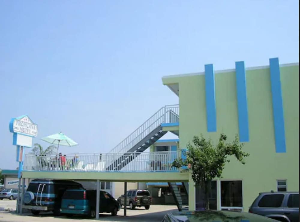 Фото Tropicana Motel