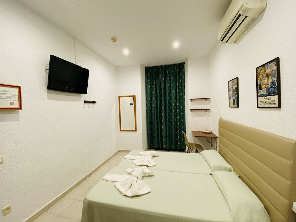 Фото Hotel Mitus