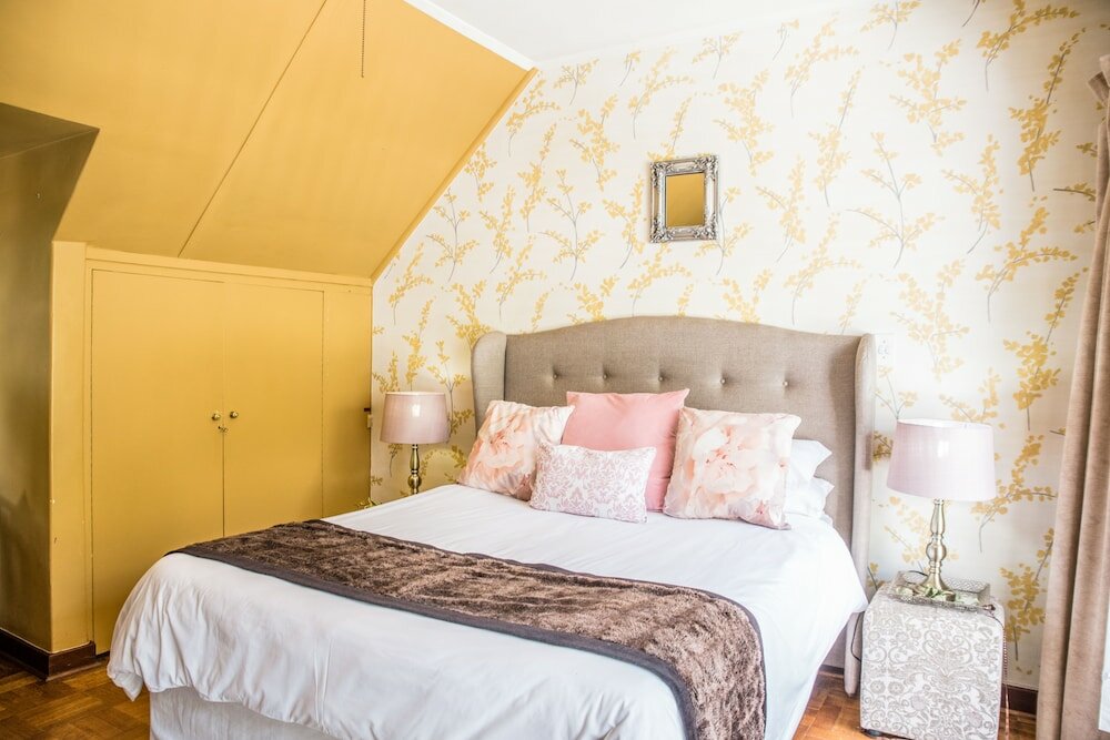 Фото 5th Avenue Gooseberry Guest House