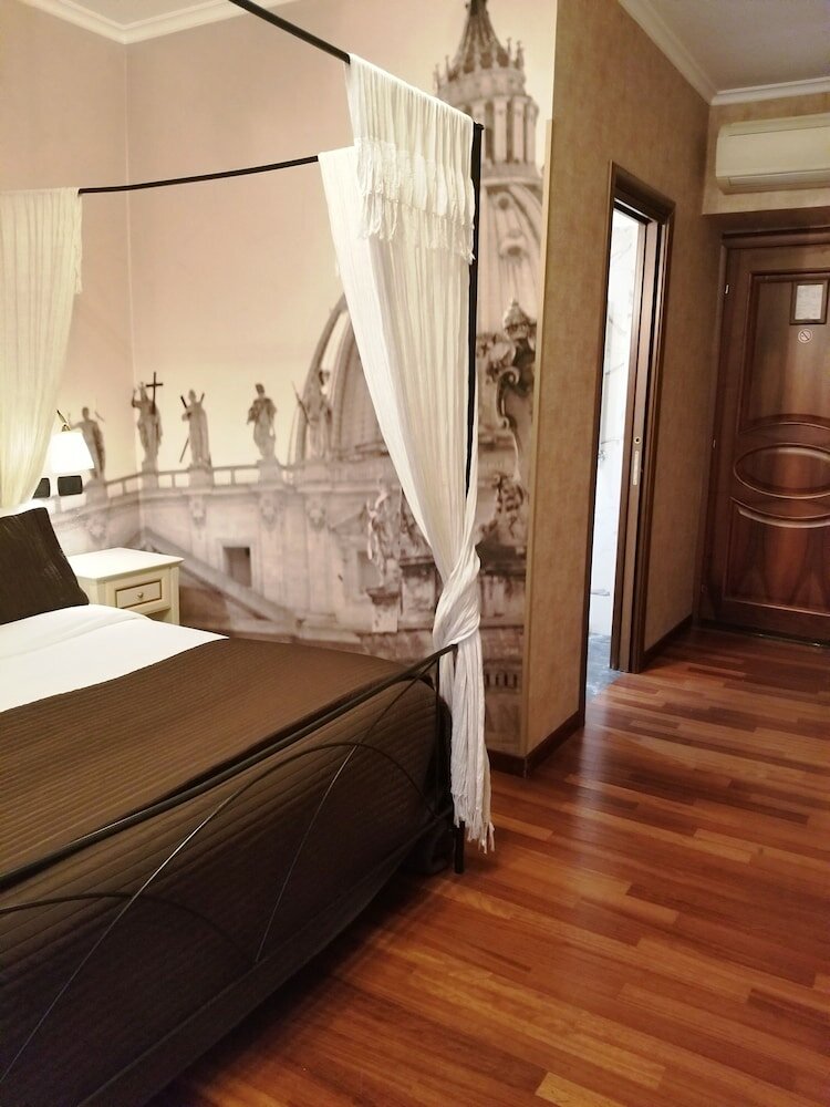 Фото 10017330516