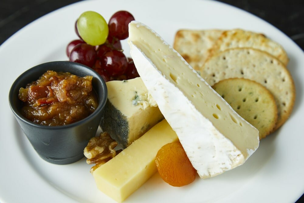 Фото Courtyard by Marriott Oxford City Centre