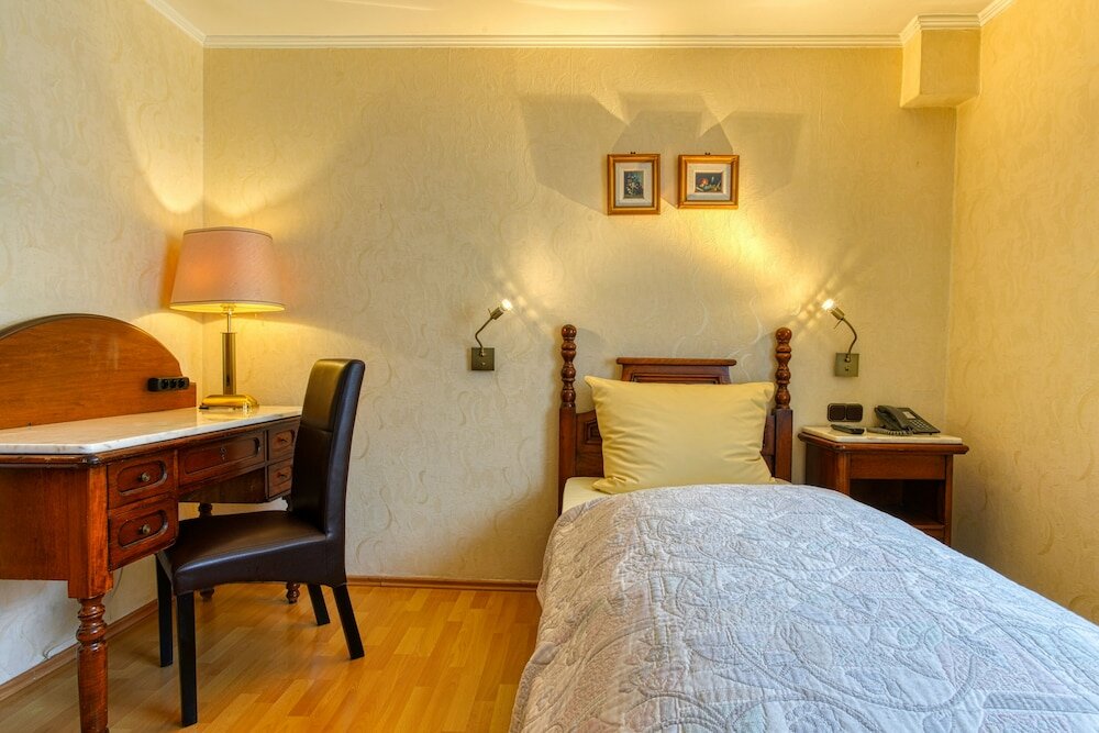 Фото Ff&e Hotel Bavaria