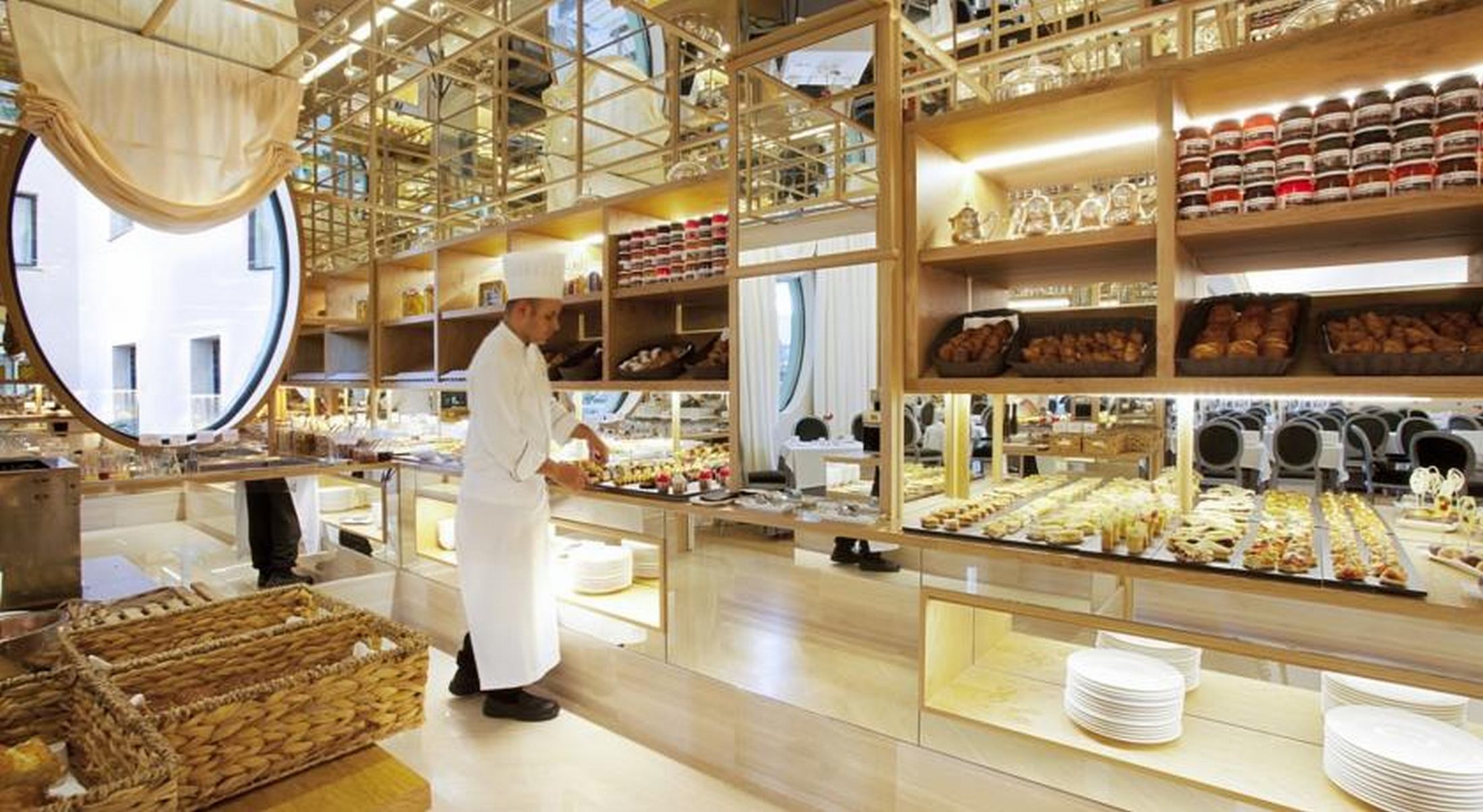 Фото Majestic Residence