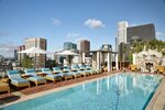 Hotel Per La (South Olive Street, 645) ، فندق