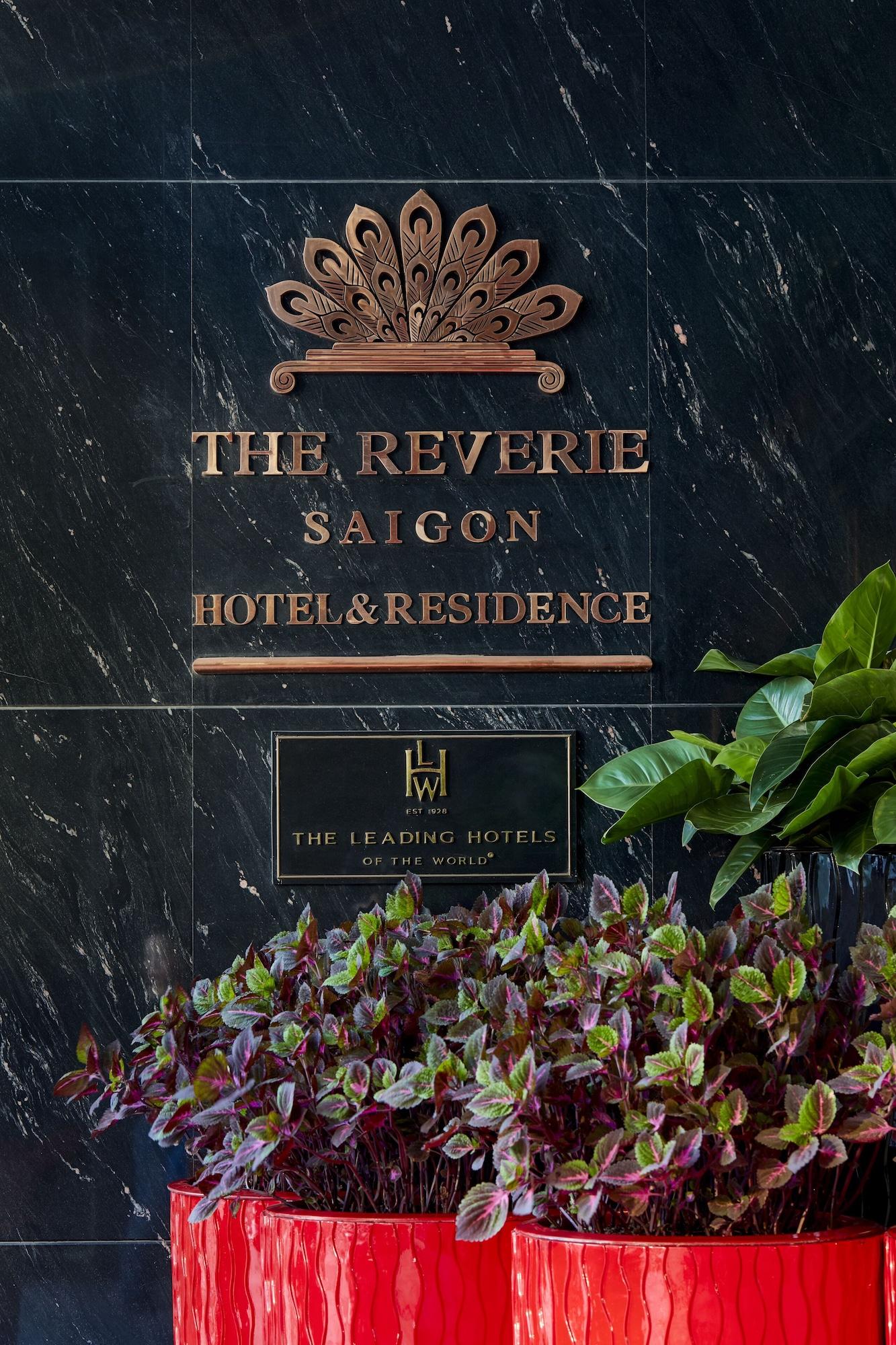 Фото The Reverie Saigon Residential Suites