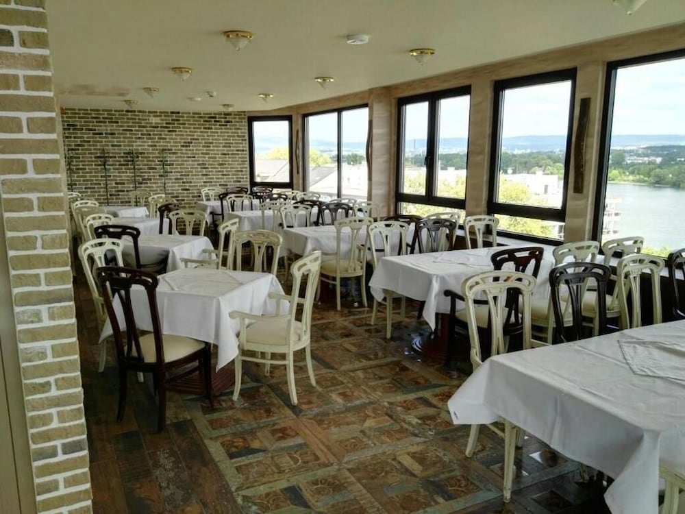 Фото Hotel Mainzer Hof