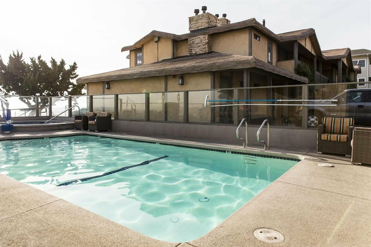 Фото Cottage Inn by The Sea