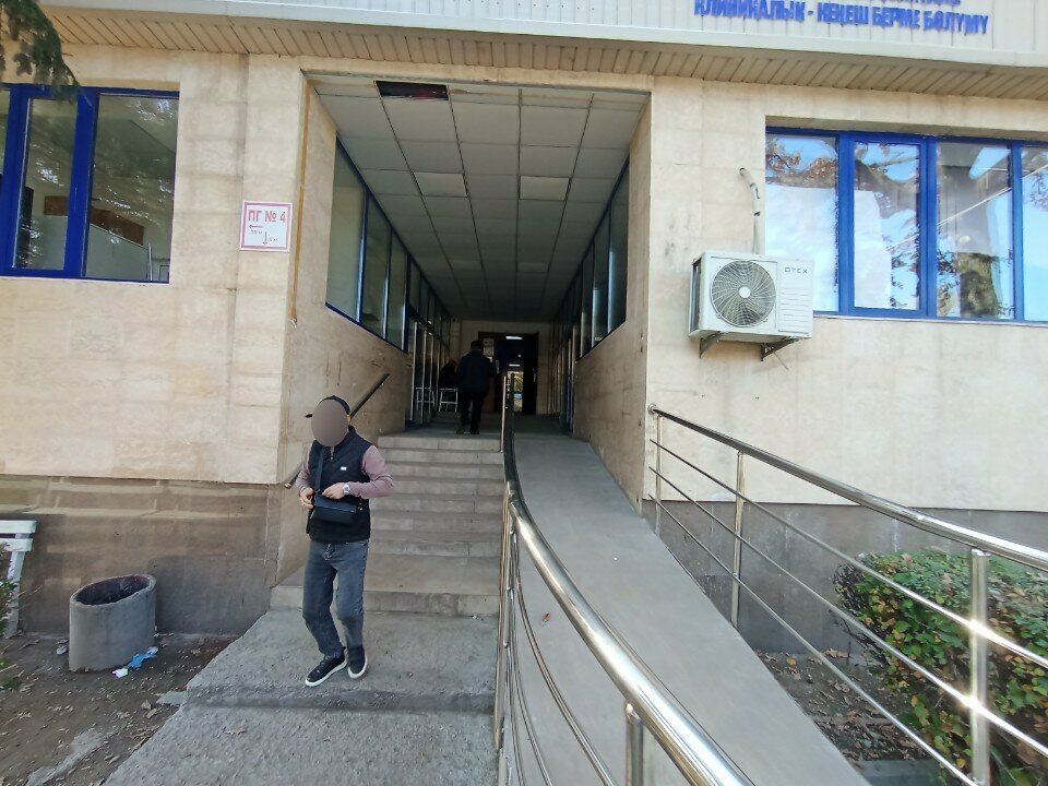 Polyclinic for adults Rusya Federasyonu Sağlık Bakanlığı'na bağlı Ulusal Hastane Polikliniği, Bishkek, photo
