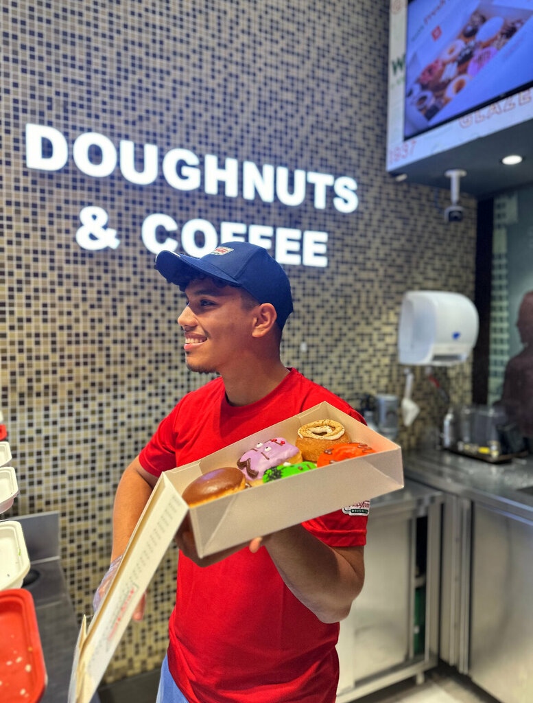 Coffee shop Krispy Kreme, Sharjah, photo