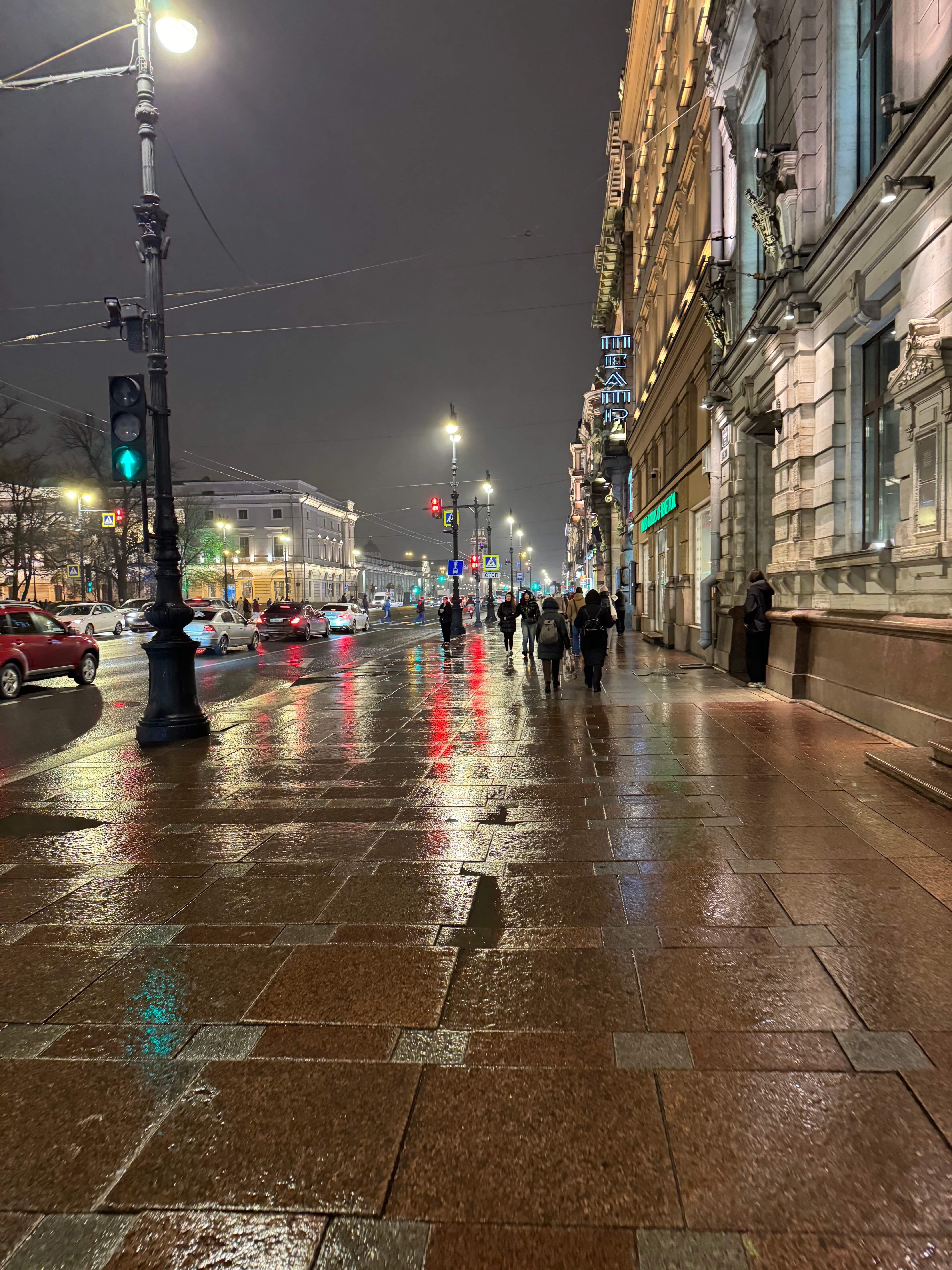 Фото У Эрмитажа