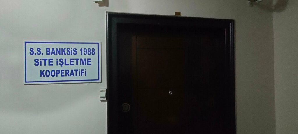 بناء المجتمع S. S. Banksis 1988 Site Management Cooperative ، إزمير، صورة
